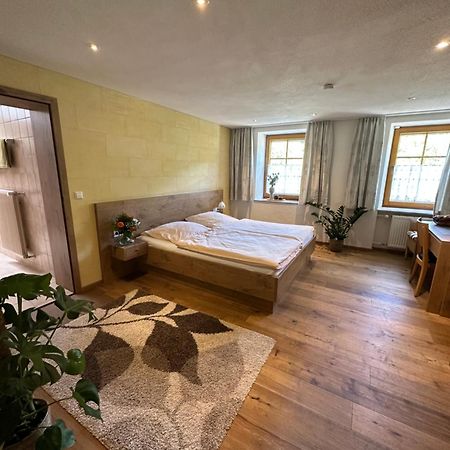 Bed and Breakfast Landgasthof Hauser Immendingen Экстерьер фото